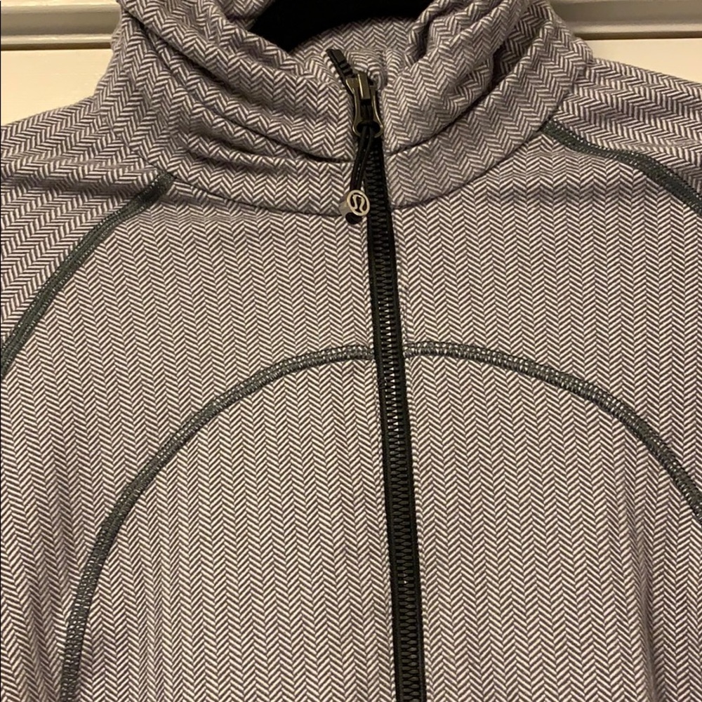 Lululemon Define Jacket - image 2